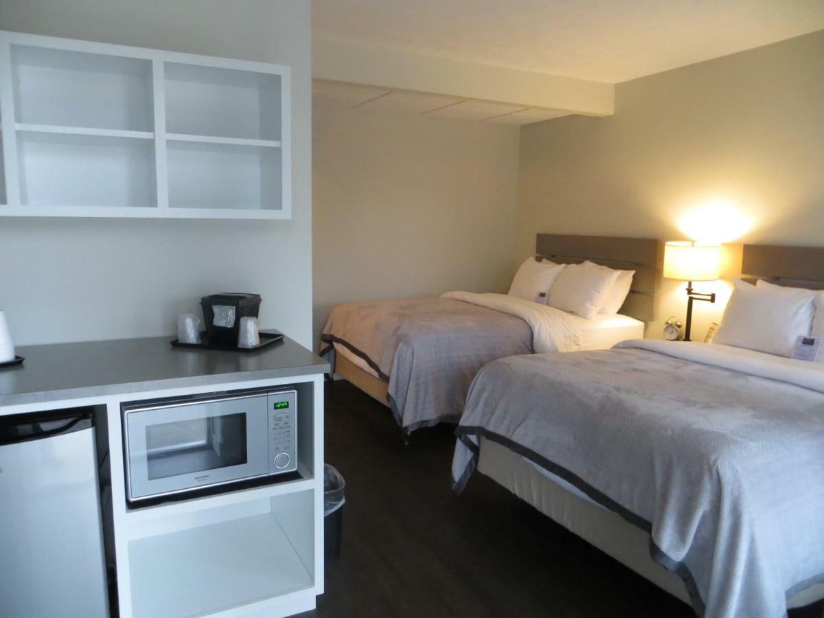 Brio Beach Inn Traverse City Dış mekan fotoğraf